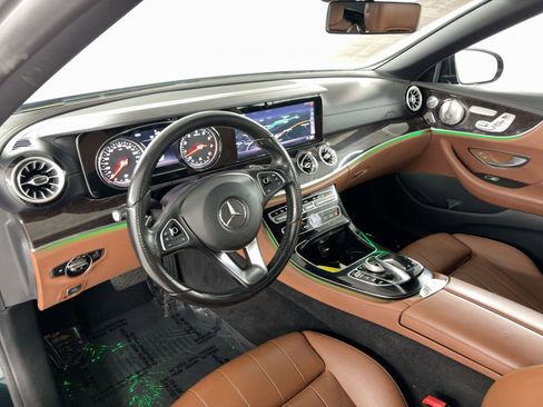 Used 2018 Mercedes-Benz E 400 Cabriolet image 4