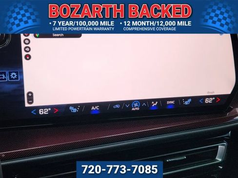 Used 2025 Chevrolet Traverse Z71 AWD/4WD image 23