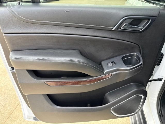 Used 2019 GMC Yukon XL SLT AWD/4WD image 18