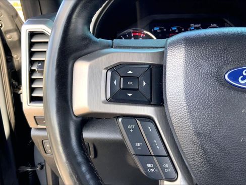 Used 2021 Ford F250 Platinum w/ FX4 Off-Road Package image 22