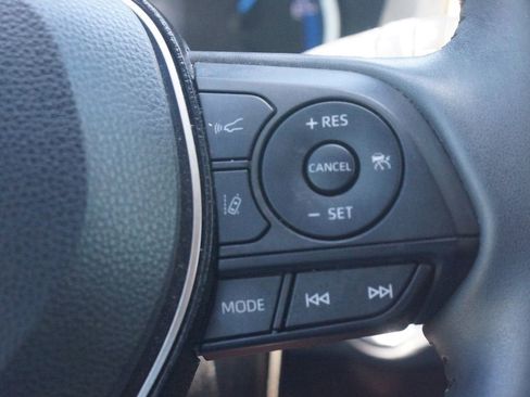 Used 2021 Toyota RAV4 Limited AWD/4WD image 12