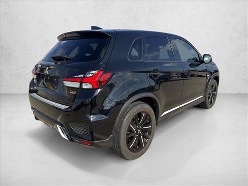 Used 2022 Mitsubishi Outlander Sport ES FWD image 5