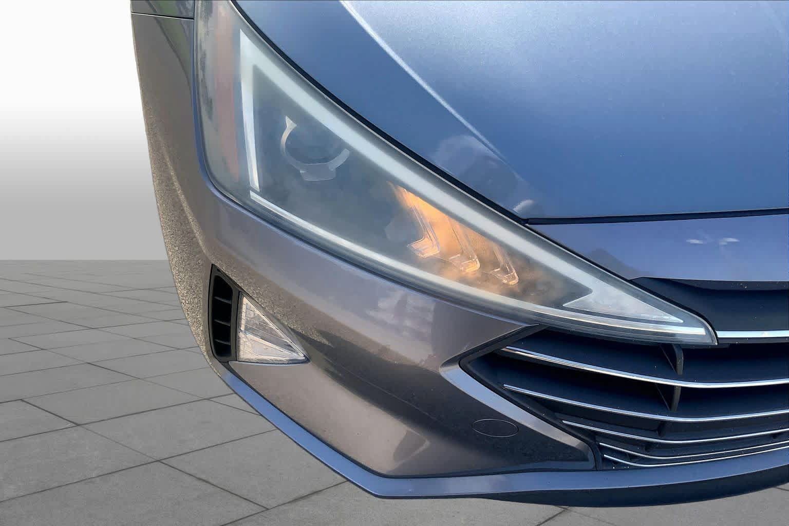 Used 2019 Hyundai Elantra SEL w/ Cargo Package FWD image 26