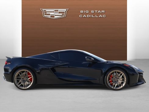 Used 2023 Chevrolet Corvette Z06 image 6