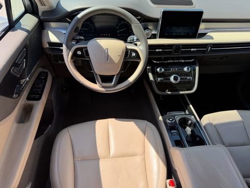 Certified 2022 Lincoln Corsair FWD image 14