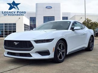 Used 2025 Ford Mustang Coupe video 1