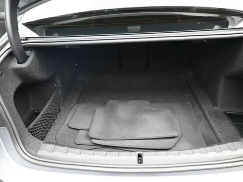 Used 2024 BMW 330i xDrive Sedan w/ Convenience Package AWD/4WD image 19