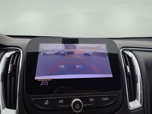 Used 2020 Chevrolet Malibu Premier image 29