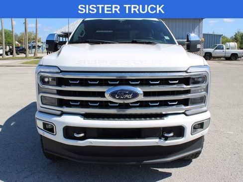 Used 2024 Ford F250 Platinum image 2