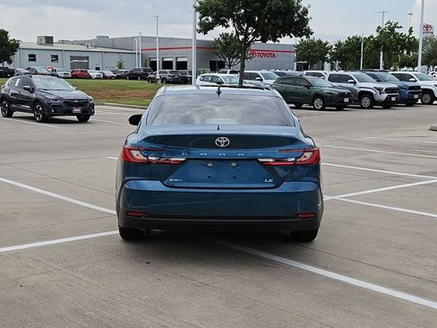 Used 2026 Toyota Camry LE w/ Convenience Package FWD image 7