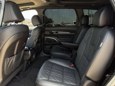 Used 2025 Kia Telluride SX X-Line AWD/4WD image 30