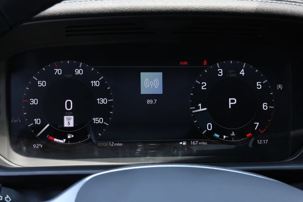 New 2026 Land Rover Discovery Dynamic SE AWD/4WD image 22