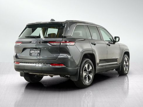 Used 2023 Jeep Grand Cherokee 4WD 4xe image 5