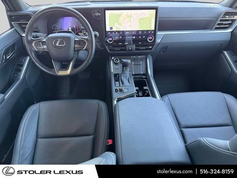 Used 2025 Lexus GX 550 w/ Accessory Package (2T) AWD/4WD image 21