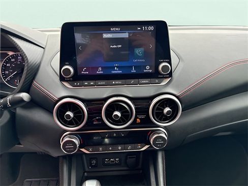 Used 2024 Nissan Sentra SR w/ SR Premium Package image 17