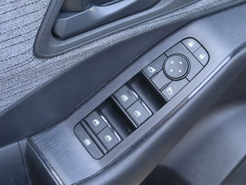 Used 2023 Nissan Rogue S FWD image 20
