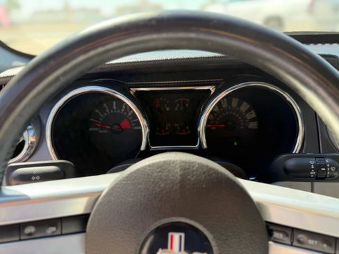 Used 2007 Ford Mustang GT Premium image 25