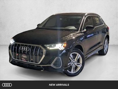 Used 2023 Audi Q3 2.0T Premium w/ 19" Wheel Package
