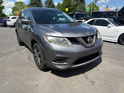 Used 2016 Nissan Rogue S w/ S Family Package AWD/4WD image 11