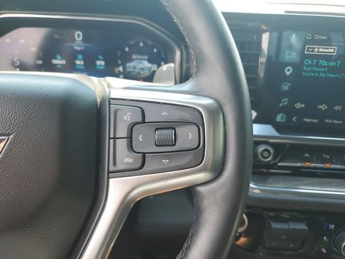 Used 2023 Chevrolet Silverado 1500 LTZ w/ Technology Package AWD/4WD image 23