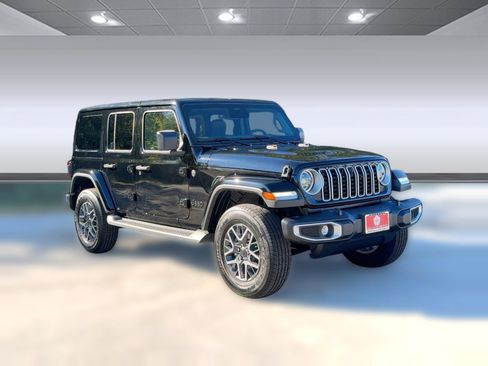 New 2026 Jeep Wrangler Sahara image 7