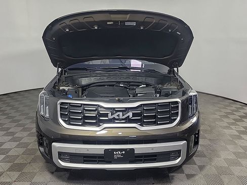 Used 2024 Kia Telluride SX w/ Towing Package FWD image 12