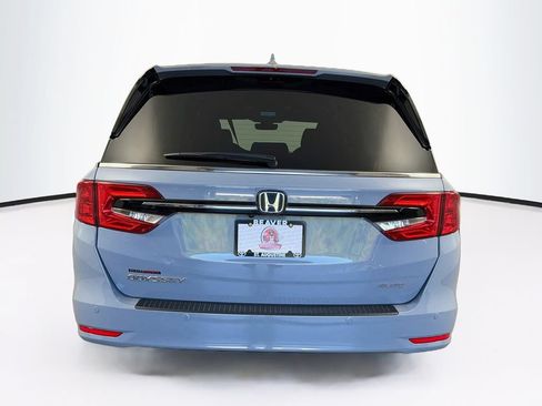 Used 2024 Honda Odyssey Elite image 8