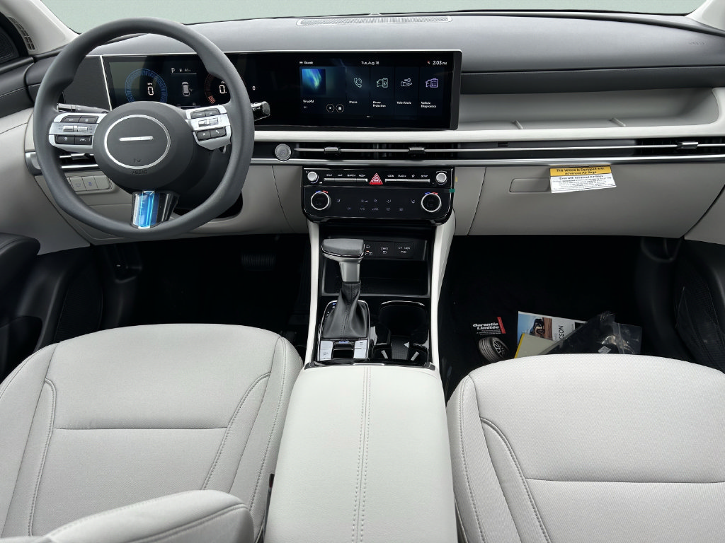 Used 2025 Hyundai Tucson SEL FWD image 18
