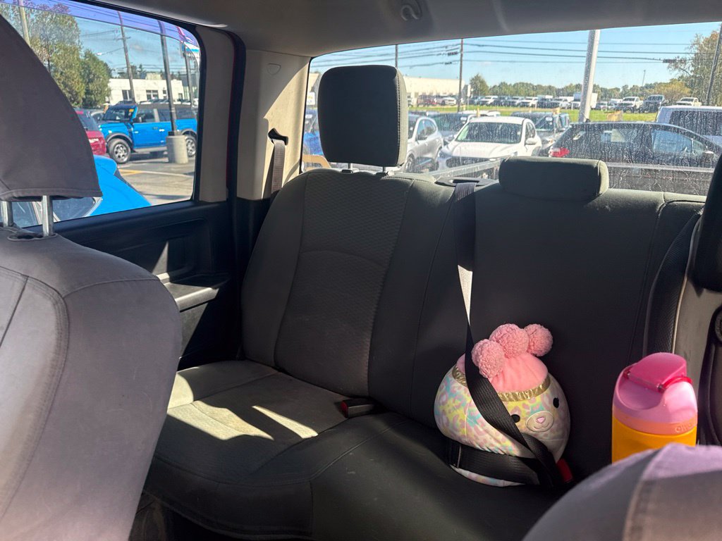 Used 2018 RAM 2500 Tradesman w/ Chrome Appearance Group AWD/4WD image 11