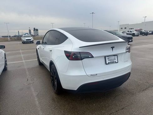 Used 2022 Tesla Model Y Performance image 4