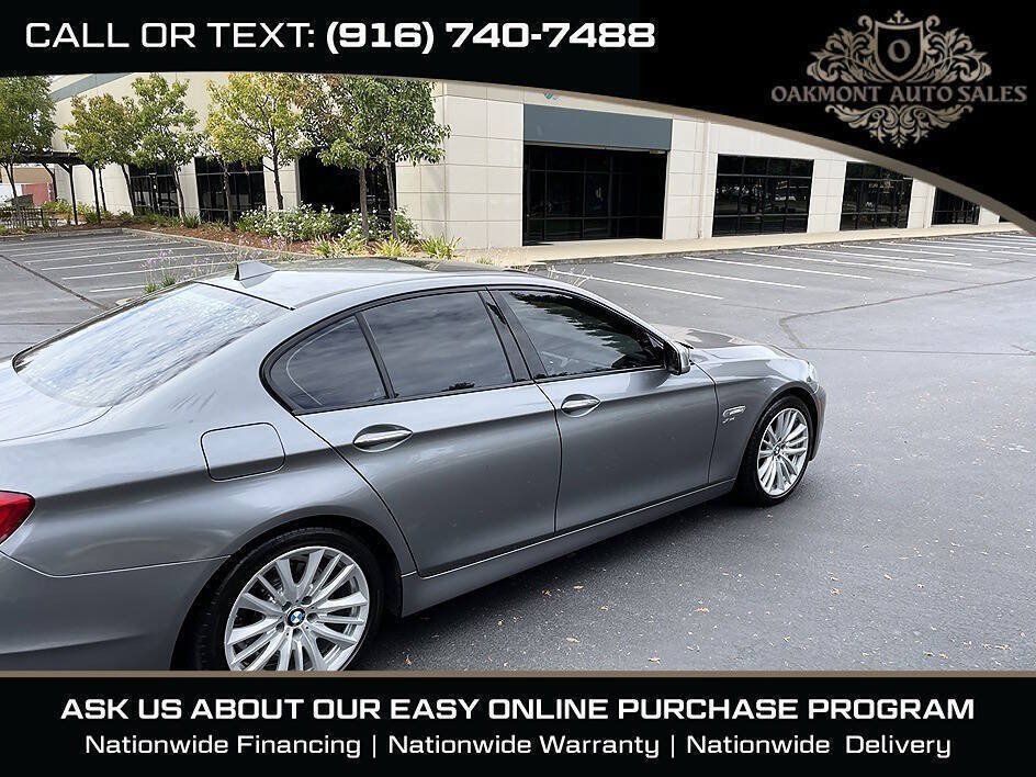 Used 2012 BMW 535i xDrive Sedan AWD/4WD image 9