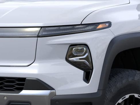 New 2026 Chevrolet Silverado EV Trail Boss image 10