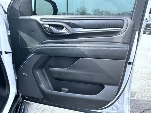 Used 2022 GMC Yukon Denali image 15