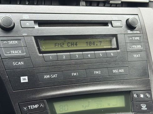 Used 2011 Toyota Prius Three image 17