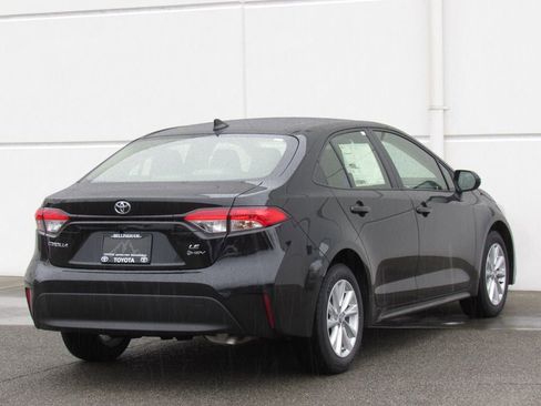 New 2026 Toyota Corolla LE w/ LE Premium Package FWD image 6