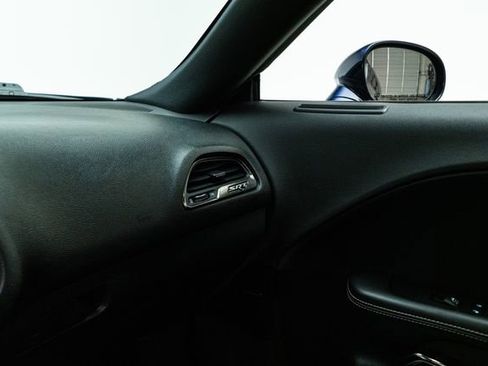 Used 2015 Dodge Challenger SRT Hellcat image 27