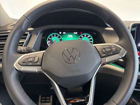 New 2026 Volkswagen Atlas Peak Edition image 20