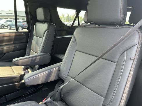 Certified 2024 Chevrolet Suburban High Country w/ Premium Package image 22