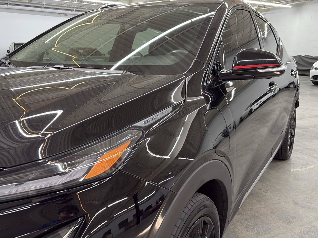 Used 2023 Chevrolet Bolt EUV Premier w/ Sun & Sound Package FWD image 2