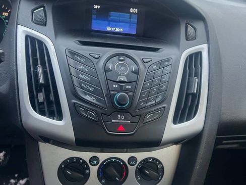 Used 2014 Ford Focus SE w/ Equipment Group 201A image 14