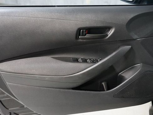 Used 2022 Toyota Corolla LE image 26