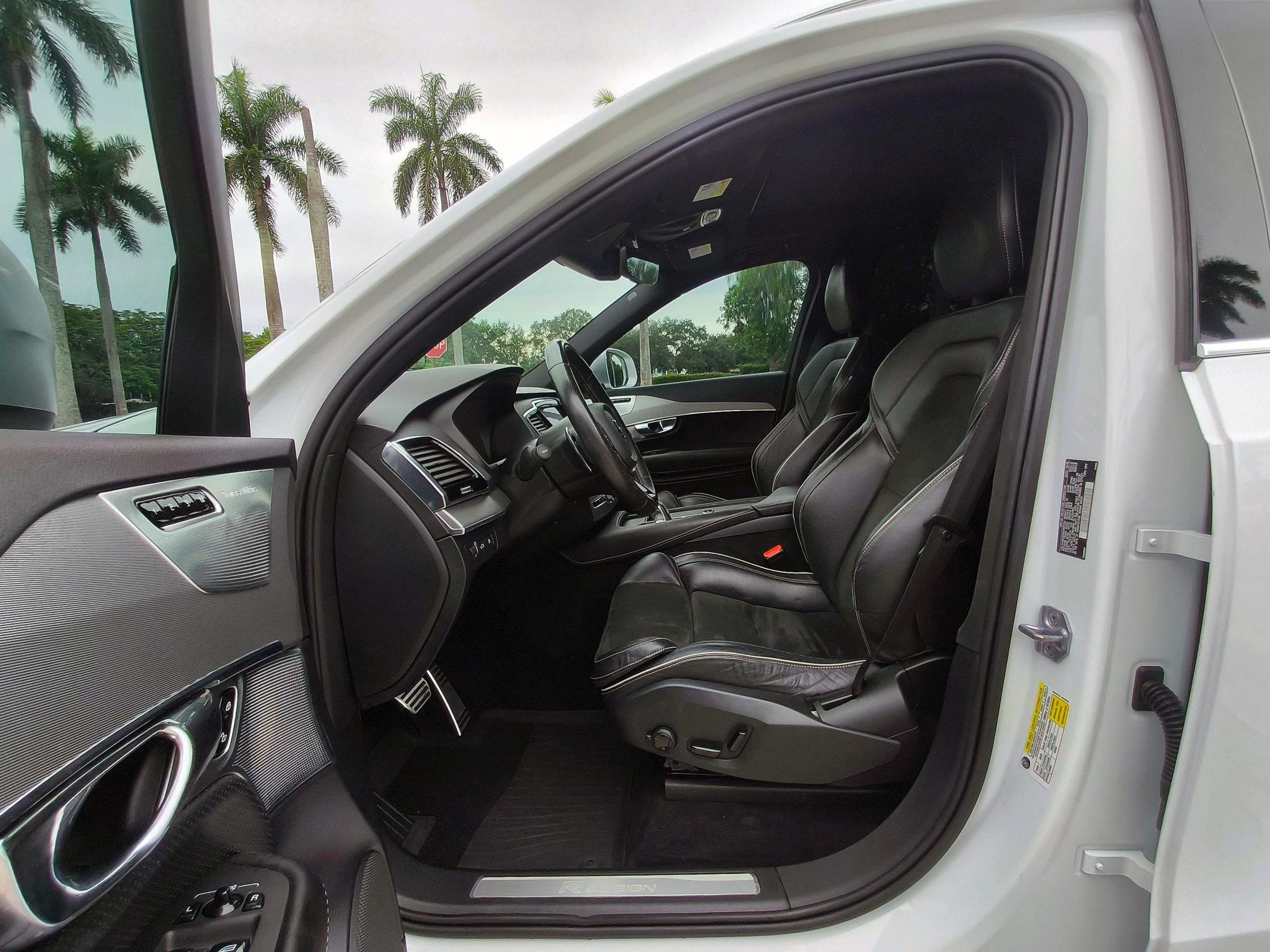 Used 2016 Volvo XC90 T8 R-Design AWD/4WD image 28