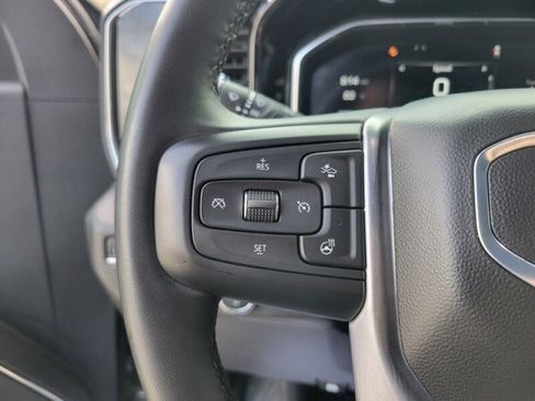 Used 2024 GMC Sierra 1500 Elevation image 15