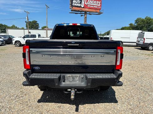 Used 2024 Ford F250 Platinum AWD/4WD image 3