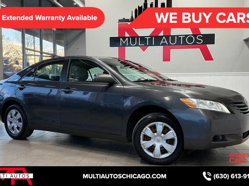Used 2009 Toyota Camry image 2