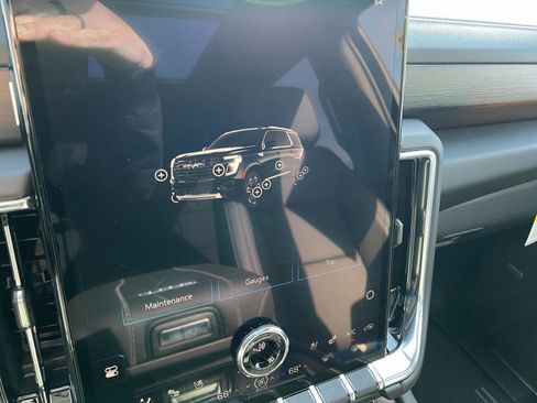 New 2026 GMC Yukon Denali w/ Sun & Power Step Package image 30