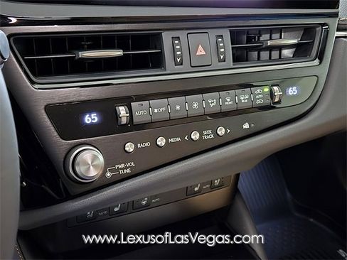 New 2025 Lexus ES 350 w/ Premium Package image 20