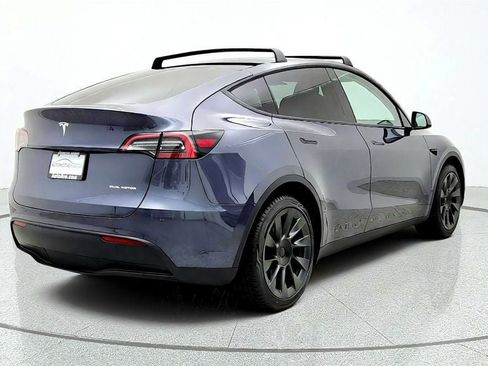 Used 2023 Tesla Model Y Long Range AWD/4WD image 5