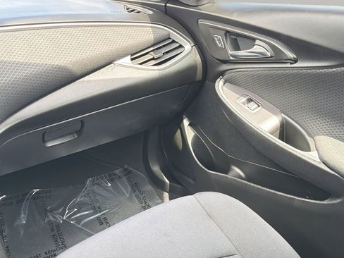 Used 2020 Chevrolet Malibu LS FWD image 15