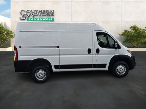 New 2026 RAM ProMaster 1500 w/ Convenience Group image 6
